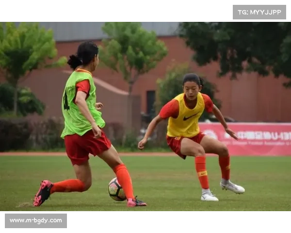 法国足协与学校合作，推广女子足球青训计划