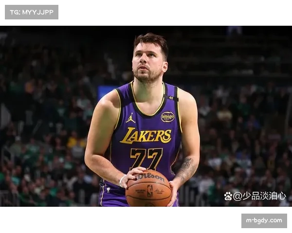 东契奇当选西部月最佳球员，场均34分7.2篮板9.1助攻